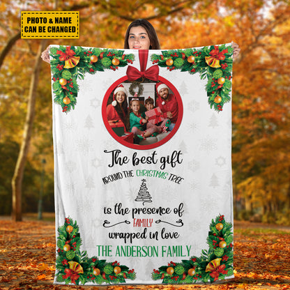 Teesdily | Family Christmas Custom Photo Blanket The Best Gift Is The Presence Of Family Wrapped In Love Sherpa Fleece Blanket Xmas Home Decoration