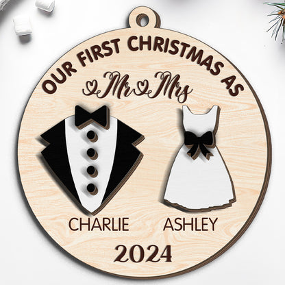 Teesdily | Customized First Christmas Wedding Mr Mrs 3-Layer Wooden Ornament, Newlywed Couple Ornament, Anniversary Christmas Gift