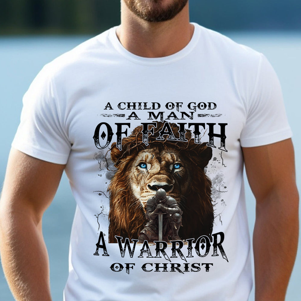 Teesdily | Jesus Warrior Knight Lion Shirt, A Warrior Of Christ Sweatshirt, A Child Of God Hoodie Mug, Man Of Faith Religious Tee