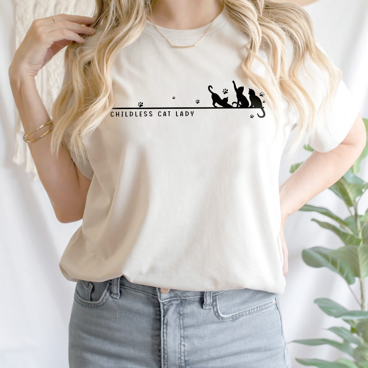 Teesdily | Childless Cat Lady Shirt, Silhouette Feminist Tee Sweatshirt Hoodie, Kameowla Brat Mug, Gift For Cat Lovers