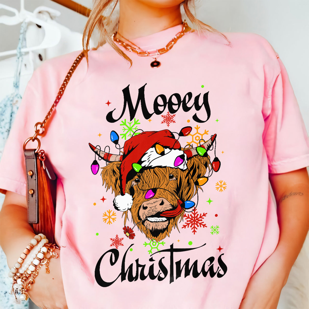 Teesdily | Highland Cow Christmas Shirt, Mooey Christmas Sweatshirt Hoodie Mug, Cow Santa Tee, Farm Christmas Cow Shirts