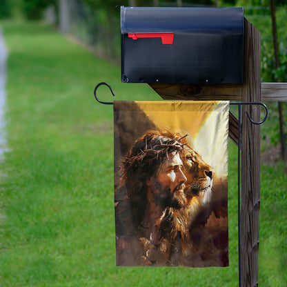 Teesdily | Jesus Lion Of Judah Garden Flag, Jesus Oil Painting Print House Flag, Religious Home Decor, Christian Outdoor Decor Garden House Flag