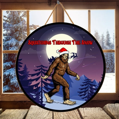 Teesdily | Santa Bigfoot Mountain Landscape Christmas Wood Sign Door Decoration Happy Christmas's Day Holiday Gift Idea Porch Decor